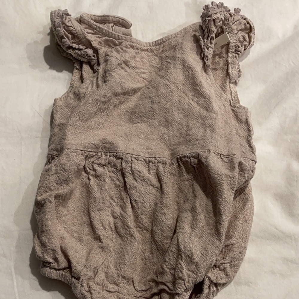 Linen onesie with flutter sleeves
